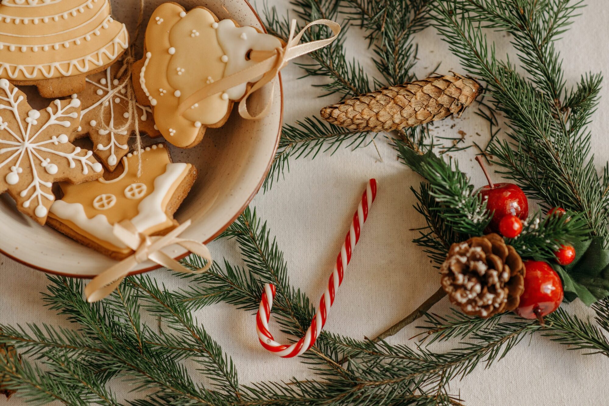 Handcrafted ornaments and decorations are great holiday themed fundraisers.